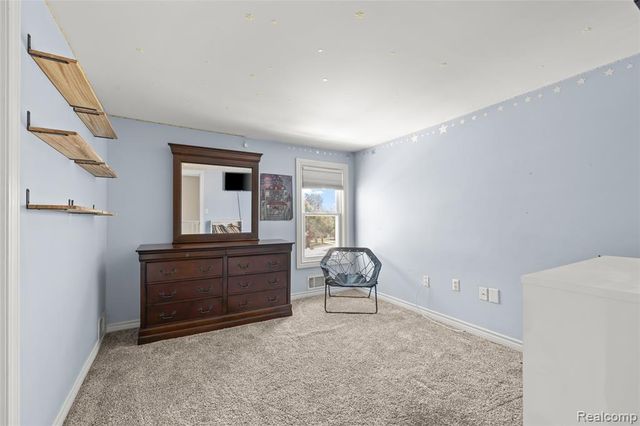 346 Sycamore Street, Wyandotte, MI 48192