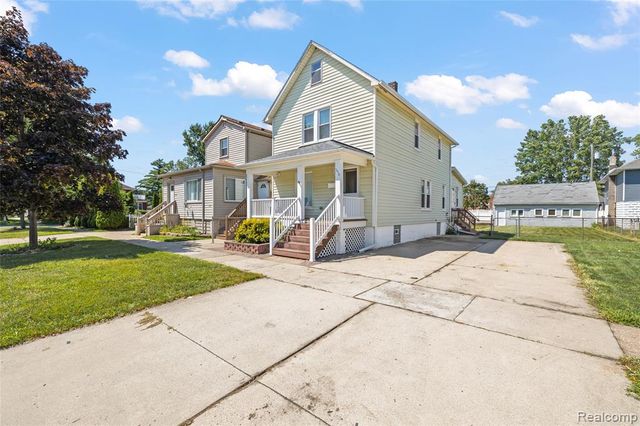 346 Sycamore Street, Wyandotte, MI 48192