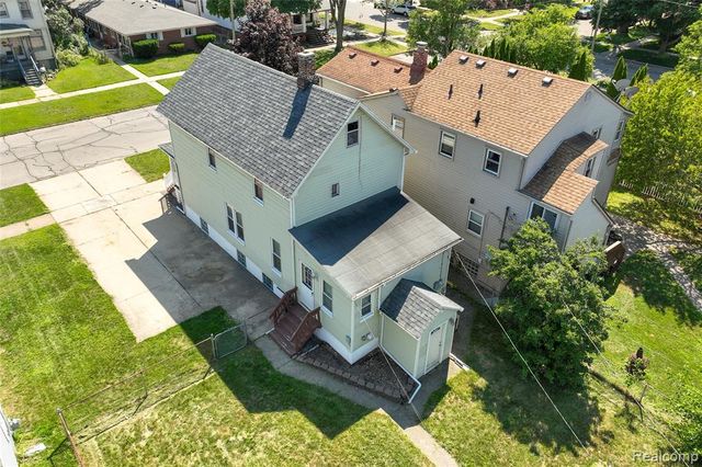 346 Sycamore Street, Wyandotte, MI 48192