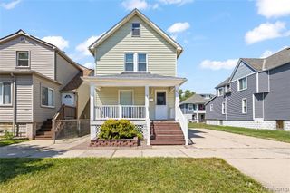 346 Sycamore Street, Wyandotte, MI 48192