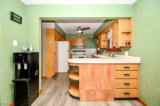 3218 Pickle Road, Akron, OH 44312