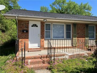 50 Carver CIR, Portsmouth, VA 23701