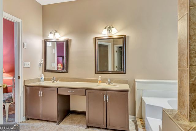 333 Kensington Drive, Peachtree City, GA 30269