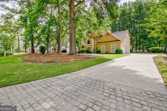 333 Kensington Drive, Peachtree City, GA 30269