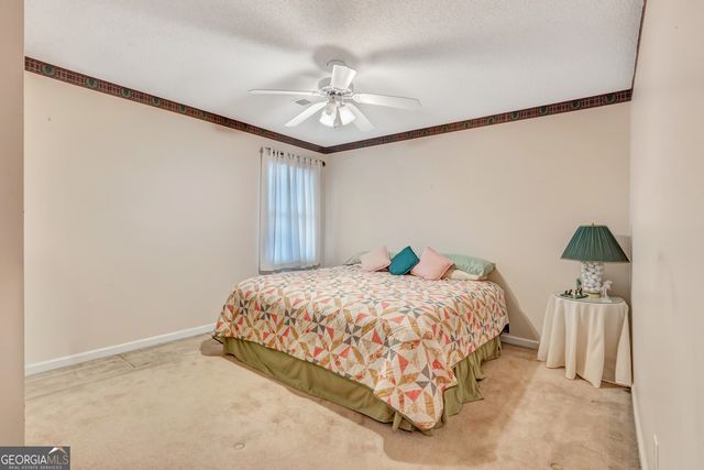 333 Kensington Drive, Peachtree City, GA 30269