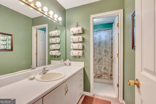 333 Kensington Drive, Peachtree City, GA 30269