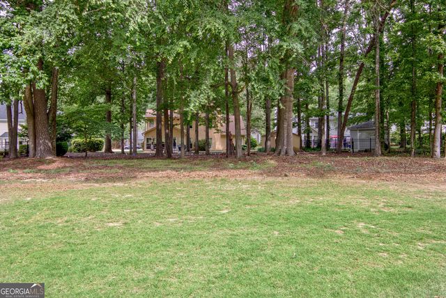 333 Kensington Drive, Peachtree City, GA 30269
