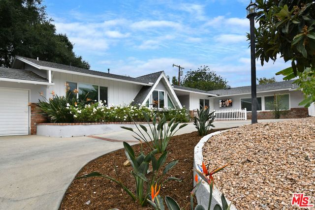 4053 Harclare Lane, Encino, CA 91436