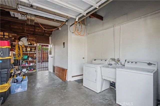 890 Barney, Merced, CA 95340