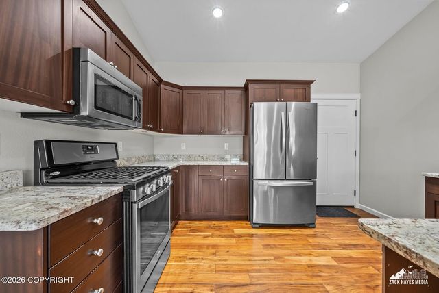 892 W Jones Drive, Wasilla, AK 99654