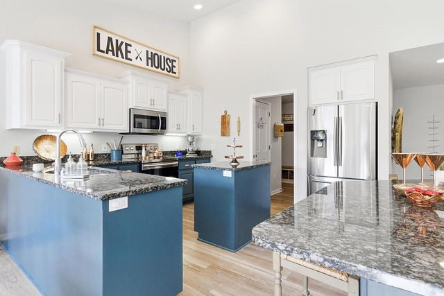 W8183 Bridle PATH, Lake Mills, WI 53551