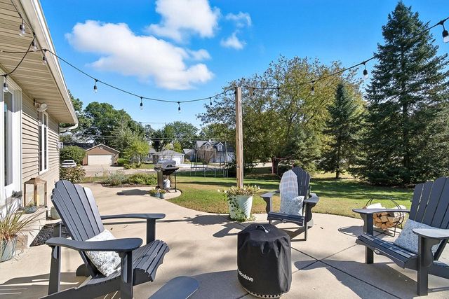 W8183 Bridle PATH, Lake Mills, WI 53551