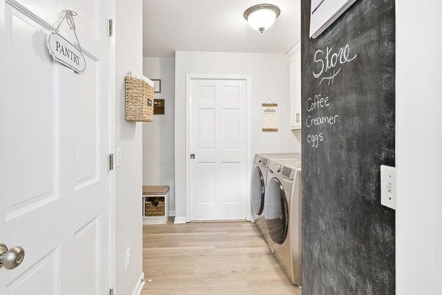 W8183 Bridle PATH, Lake Mills, WI 53551