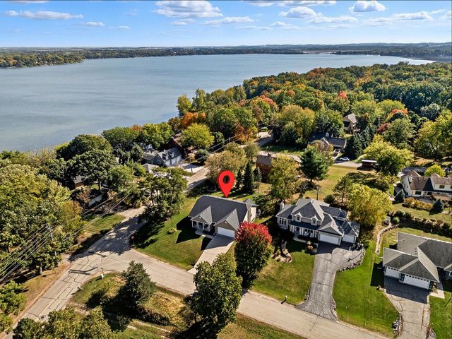 W8183 Bridle PATH, Lake Mills, WI 53551
