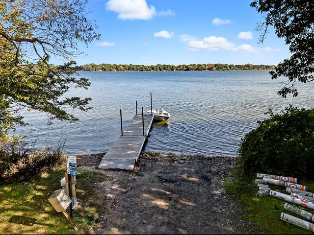 W8183 Bridle PATH, Lake Mills, WI 53551