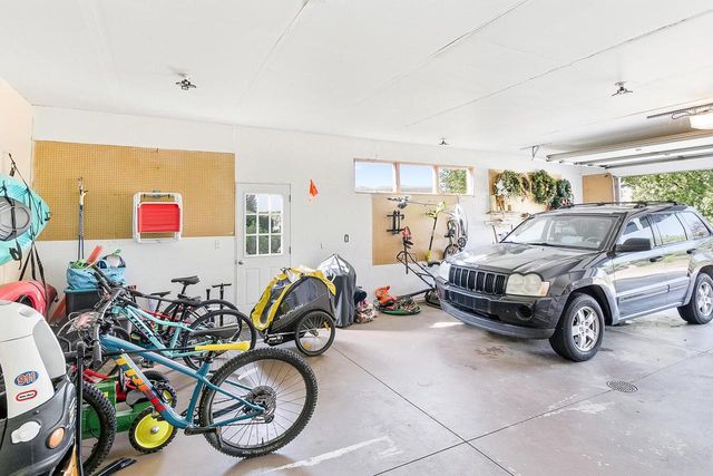 W8183 Bridle PATH, Lake Mills, WI 53551