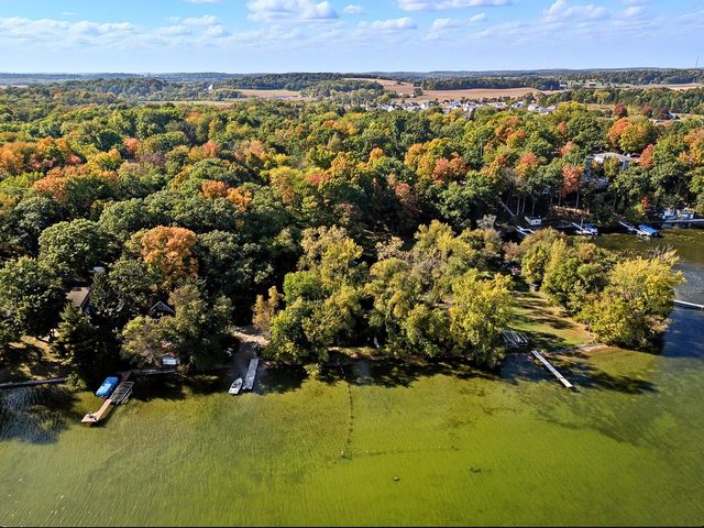 W8183 Bridle PATH, Lake Mills, WI 53551