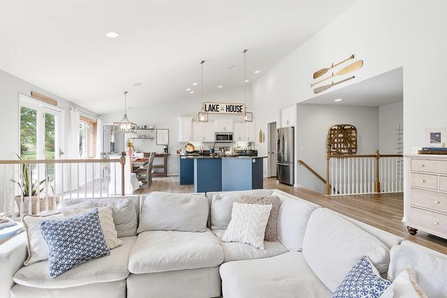 W8183 Bridle PATH, Lake Mills, WI 53551