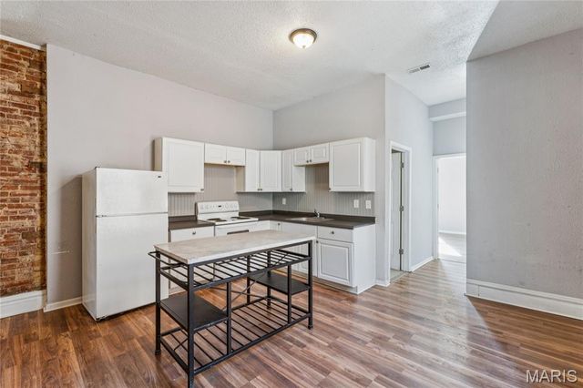 2902-2906 Cherokee Street 2902-2906, St Louis, MO 63118