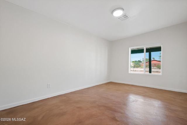 1416 S Country Club Road, Tucson, AZ 85713