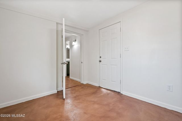 1416 S Country Club Road, Tucson, AZ 85713