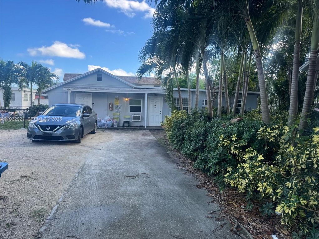 611 S 24th Ave 3, Hollywood, FL 33020