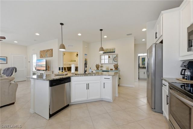 18276 Creekside Preserve LOOP 201, Fort Myers, FL 33908