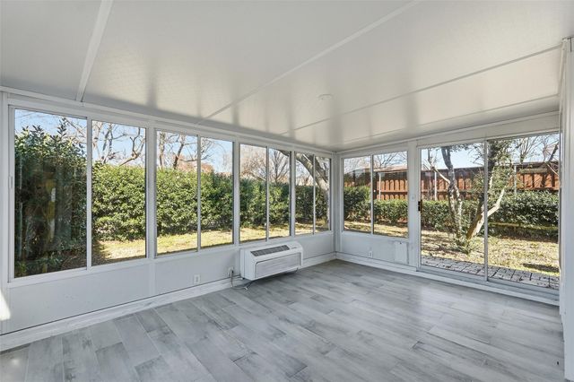 1813 Crockett Street, Garland, TX 75042