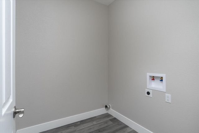 2985 11th St, Biggs, CA 95917