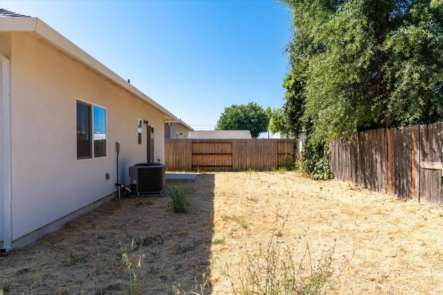 2985 11th St, Biggs, CA 95917