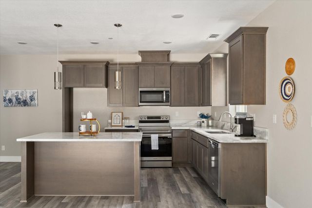 2985 11th St, Biggs, CA 95917