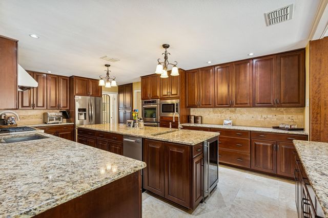 4475 Twin Post Road, Dallas, TX 75244