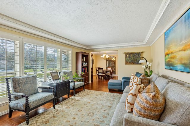 4475 Twin Post Road, Dallas, TX 75244