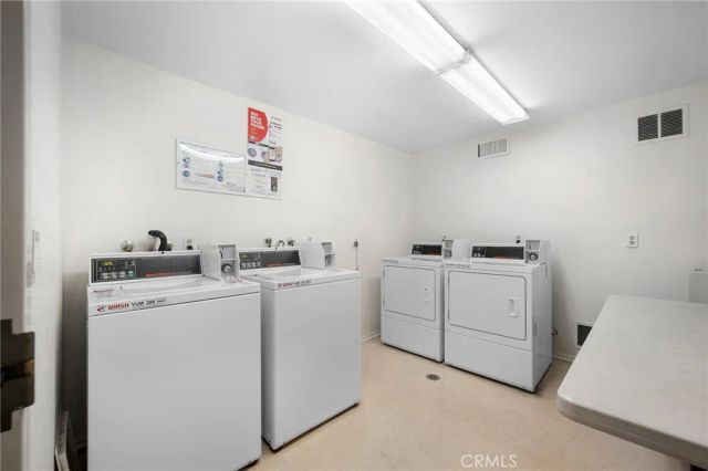 6815 Remmet Avenue 216, Canoga Park, CA 91303