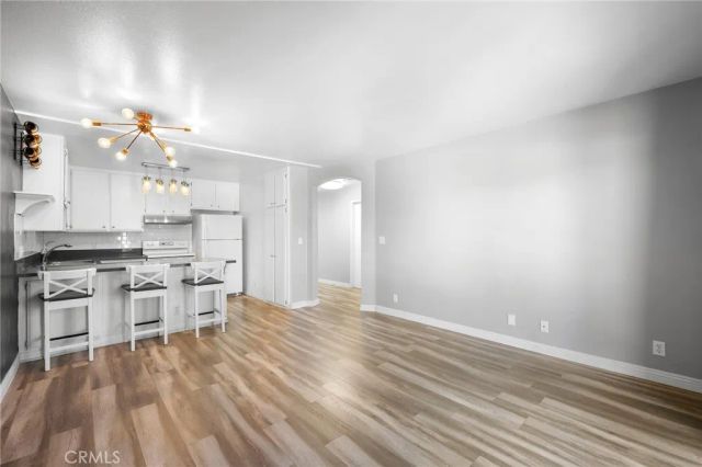 6815 Remmet Avenue 216, Canoga Park, CA 91303