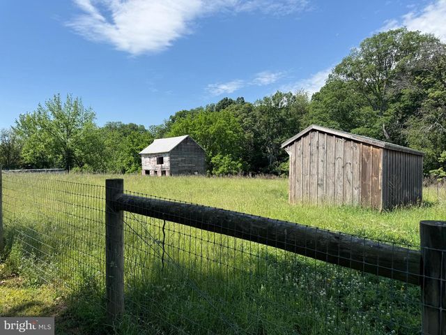 800 TREVANION RD, Union Bridge, MD 21791