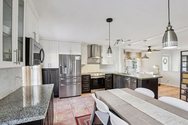 972 Azure Lane, Weston, FL 33326