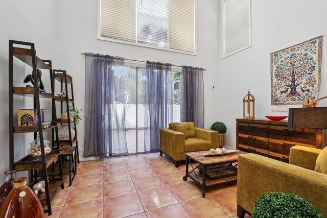 972 Azure Lane, Weston, FL 33326