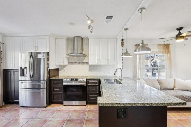 972 Azure Lane, Weston, FL 33326