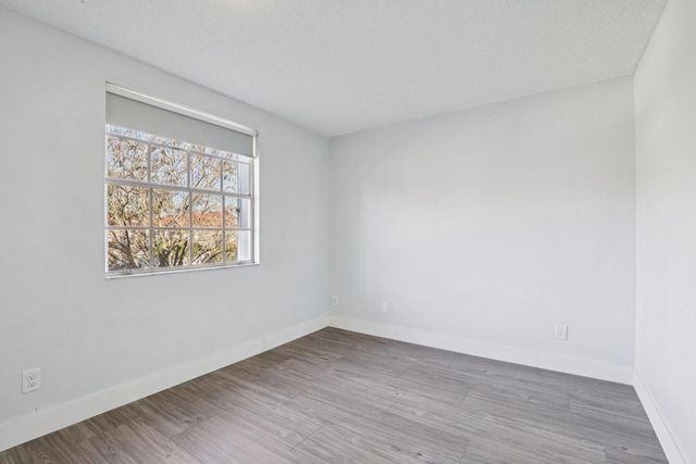 972 Azure Lane, Weston, FL 33326