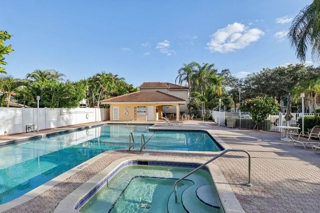 972 Azure Lane, Weston, FL 33326