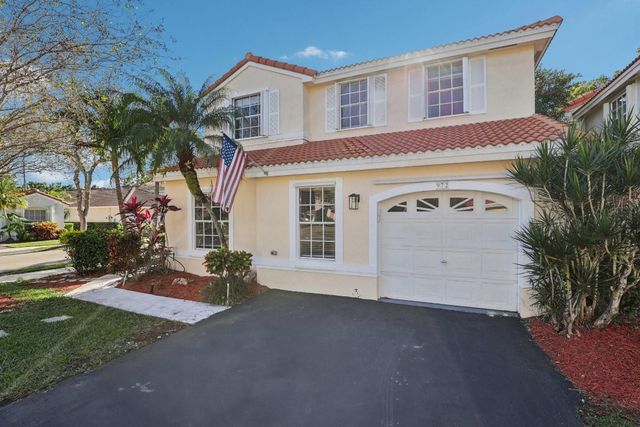 972 Azure Lane, Weston, FL 33326