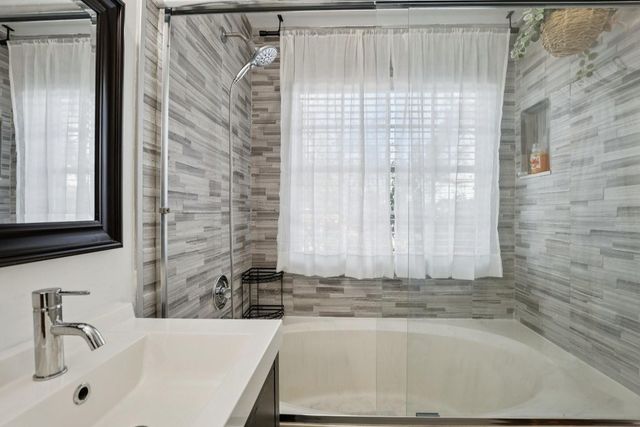 972 Azure Lane, Weston, FL 33326