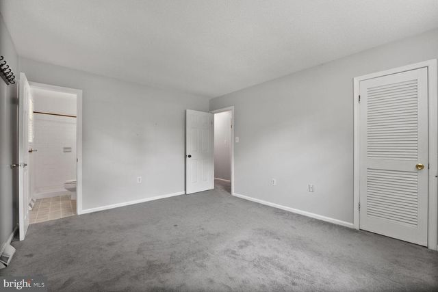 341 S 26TH ST, Purcellville, VA 20132