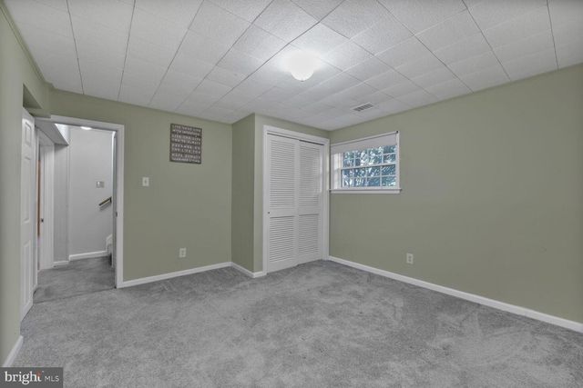 341 S 26TH ST, Purcellville, VA 20132