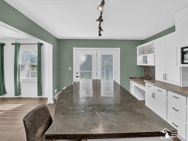 6716 Bennington Road, Temperance, MI 48182