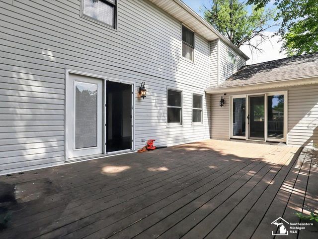 6716 Bennington Road, Temperance, MI 48182