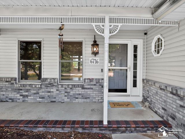6716 Bennington Road, Temperance, MI 48182