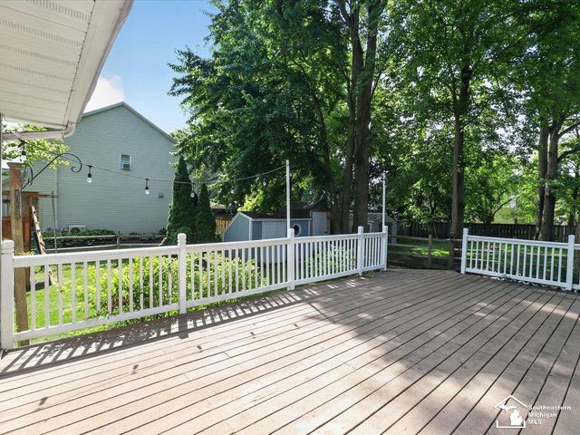 6716 Bennington Road, Temperance, MI 48182