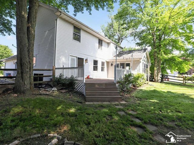 6716 Bennington Road, Temperance, MI 48182
